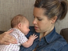Jenna Wolfe tries breast-feeding her baby in public